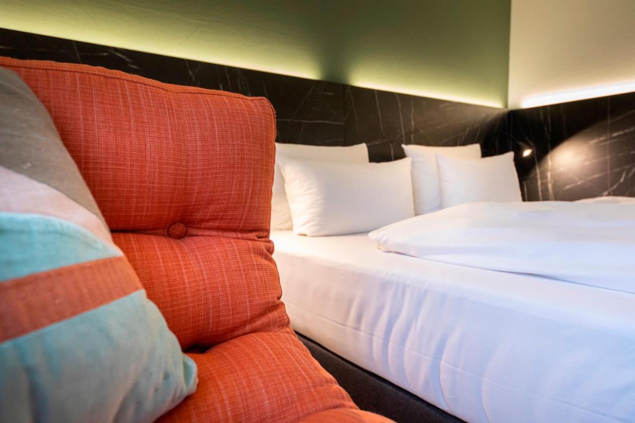 Achat Hotel Stuttgart Airport Messe Exterior foto