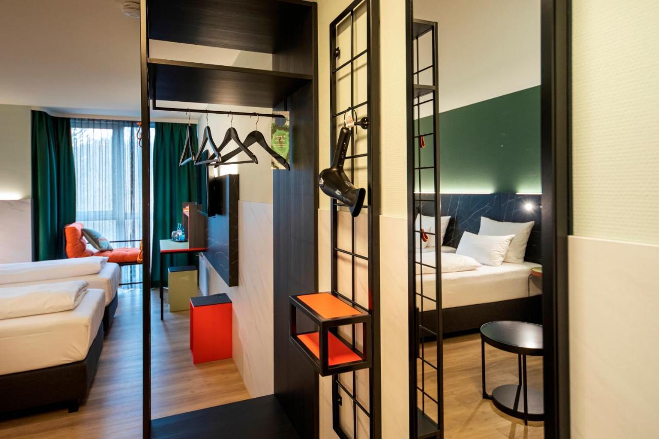 Achat Hotel Stuttgart Airport Messe Exterior foto
