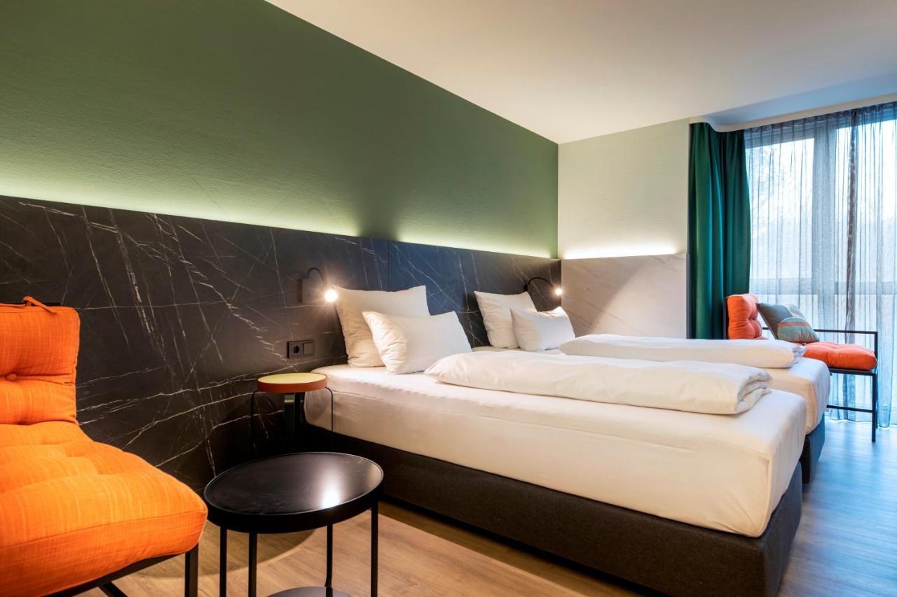 Achat Hotel Stuttgart Airport Messe Exterior foto